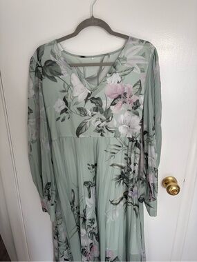 Floral Pleated Midi Dress in Sage Green